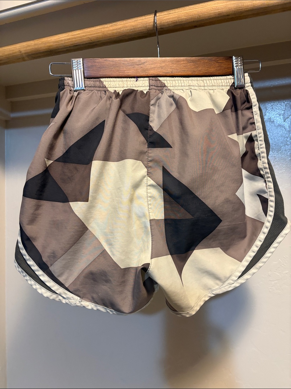 Nike Women's Camouflage-Print Athletic Shorts in Brown, Beige and Black - Picture 3 of 4